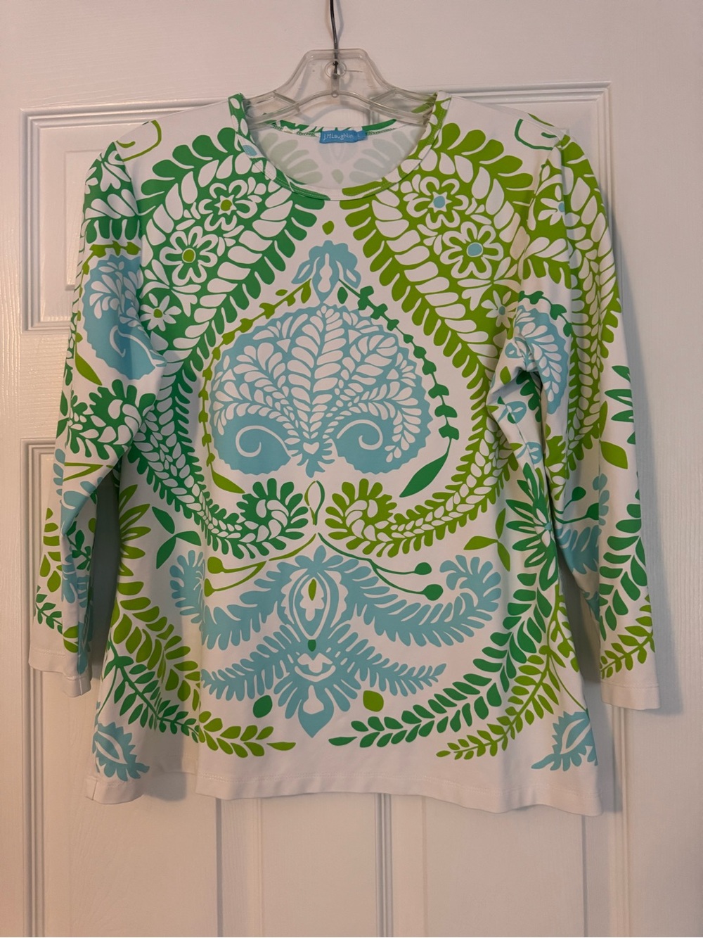 J. McLaughlin smooth stretch top w/ 3/4 sleeves